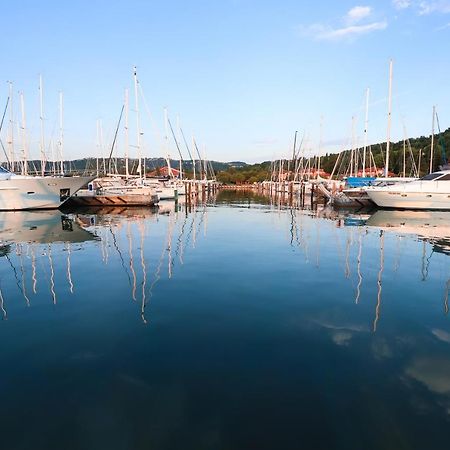 Floating Sea House Soncek Apartment Порторож Екстериор снимка