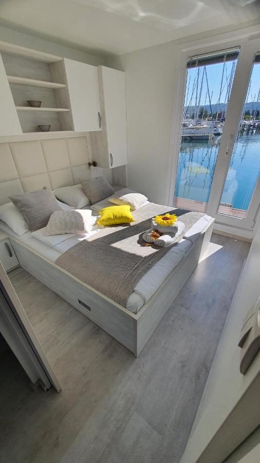 Floating Sea House Soncek Apartment Порторож Екстериор снимка